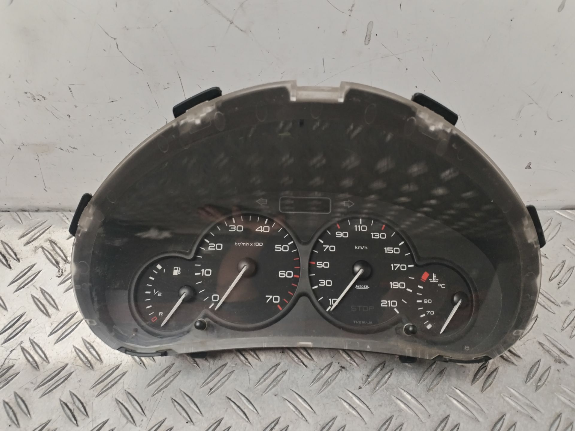 CUADRO INSTRUMENTOS 132297