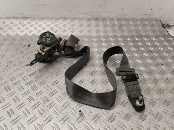 CINTURON SEGURIDAD TRASERO DERECHO 132129