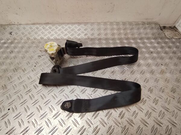 CINTURON SEGURIDAD DELANTERO DERECHO 131501