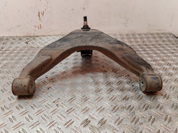 BRAZO SUSPENSION INFERIOR DELANTERO IZQUIERDO 130888