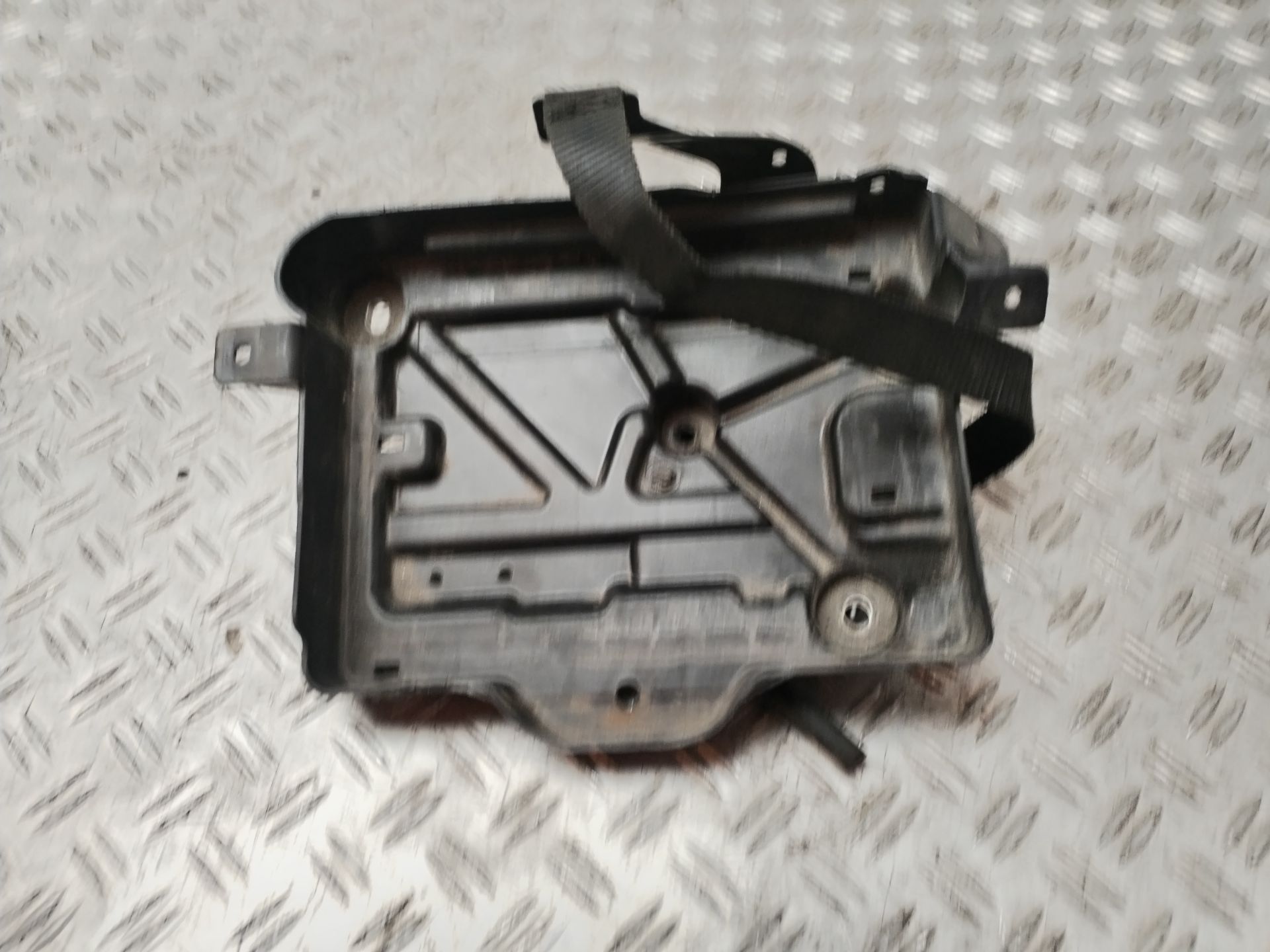 SOPORTE BATERIA 130969