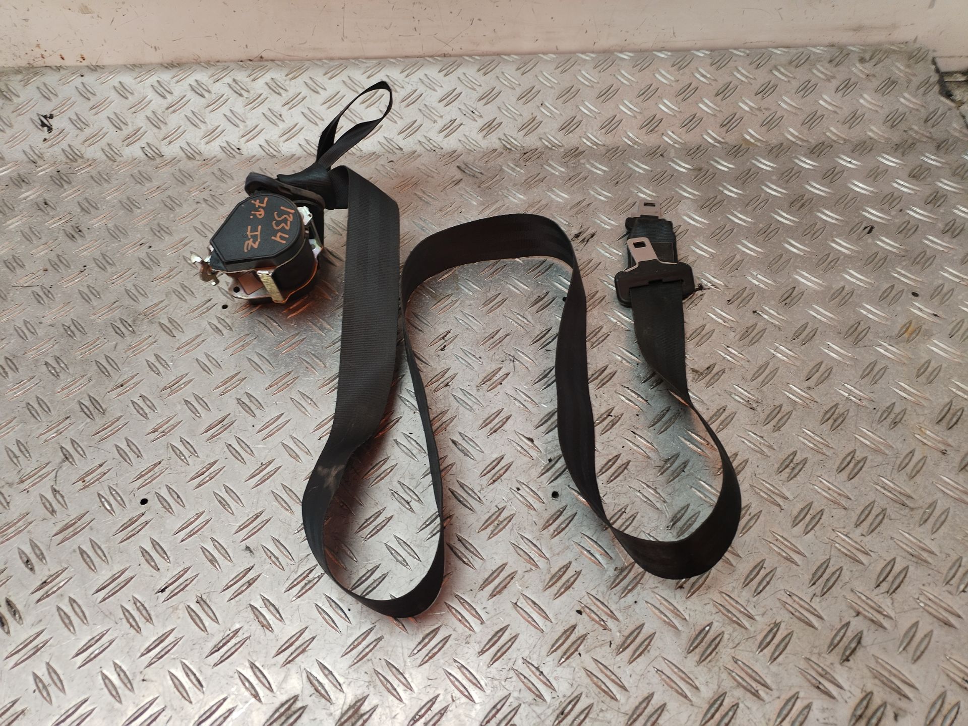 CINTURON SEGURIDAD TRASERO IZQUIERDO 131532