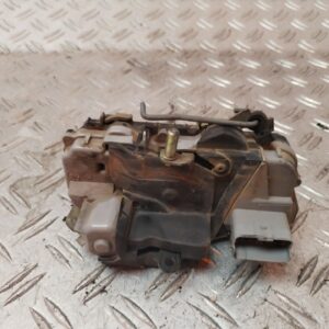 CERRADURA PUERTA DELANTERA DERECHA 131555