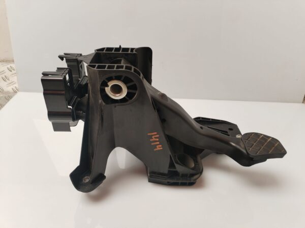 PEDAL FRENO 133148