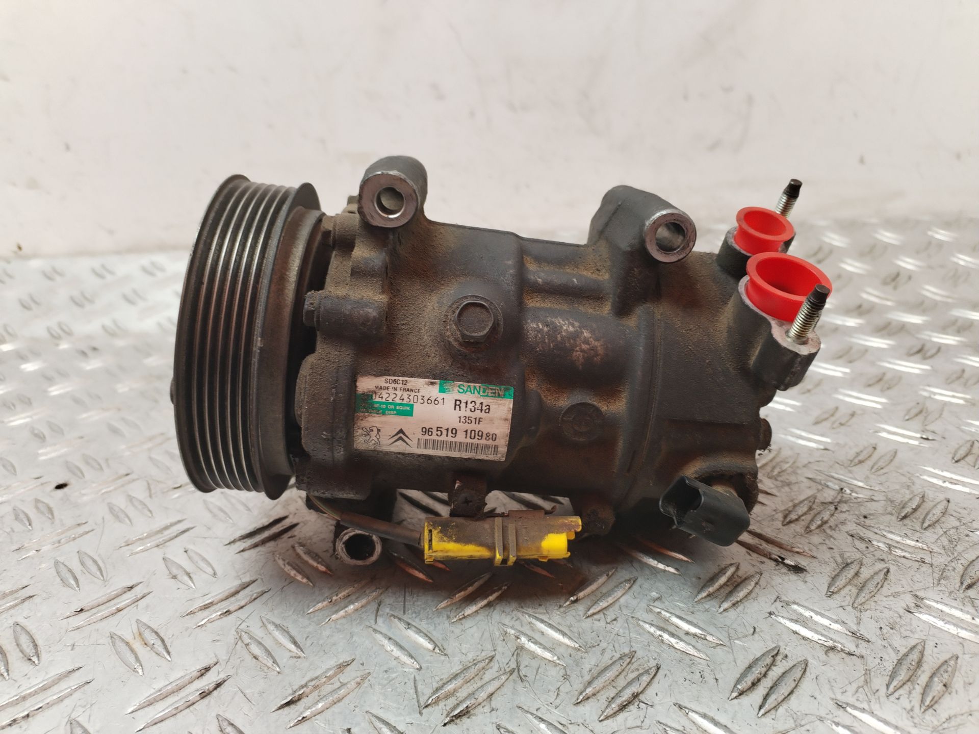 COMPRESOR AIRE ACONDICIONADO 132869