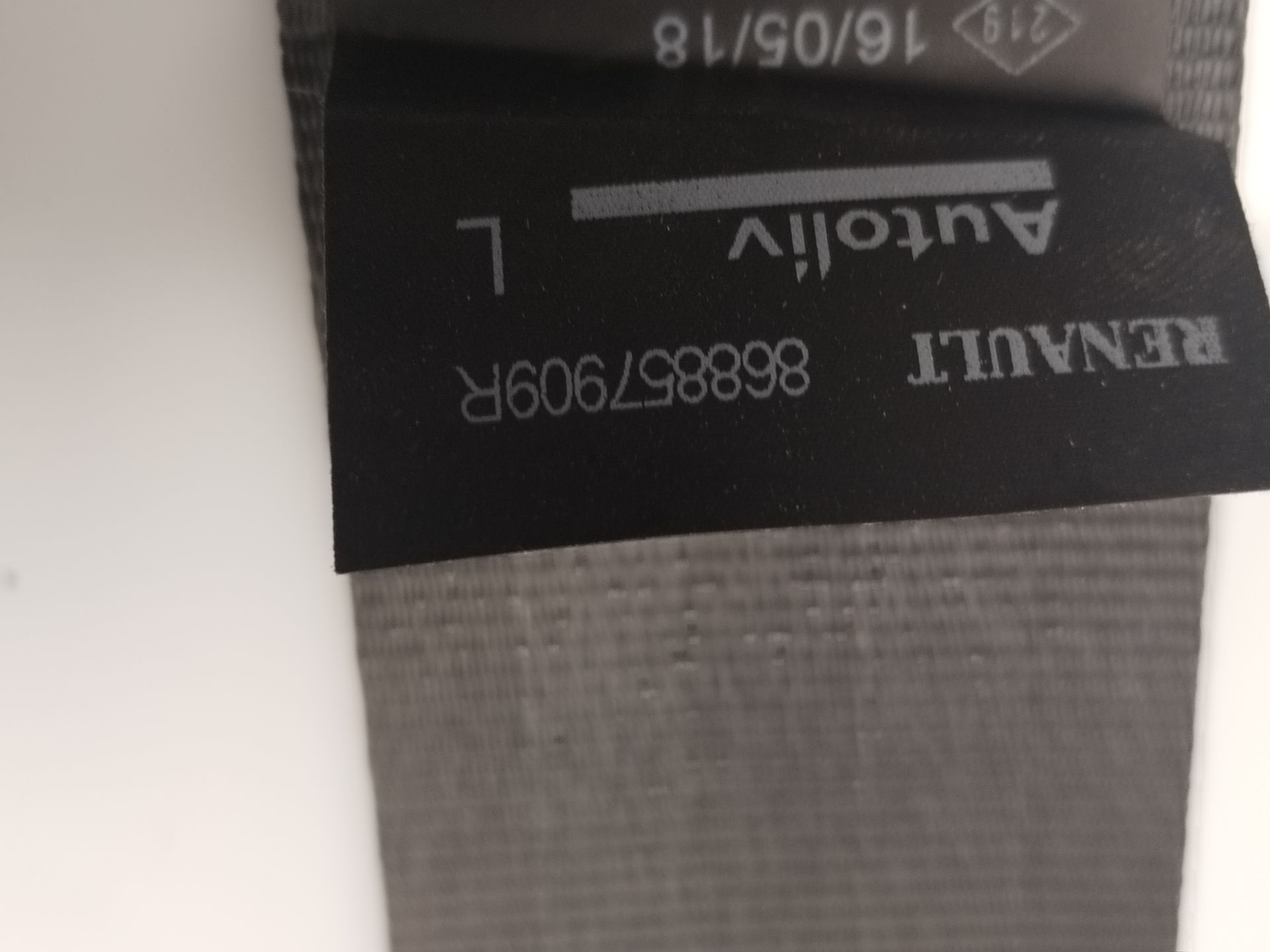 CINTURON SEGURIDAD DELANTERO IZQUIERDO 133995