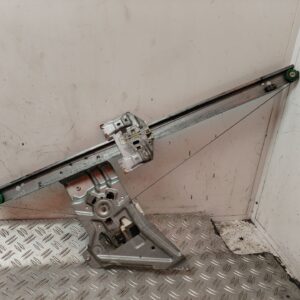 ELEVALUNAS DELANTERO IZQUIERDO 132656