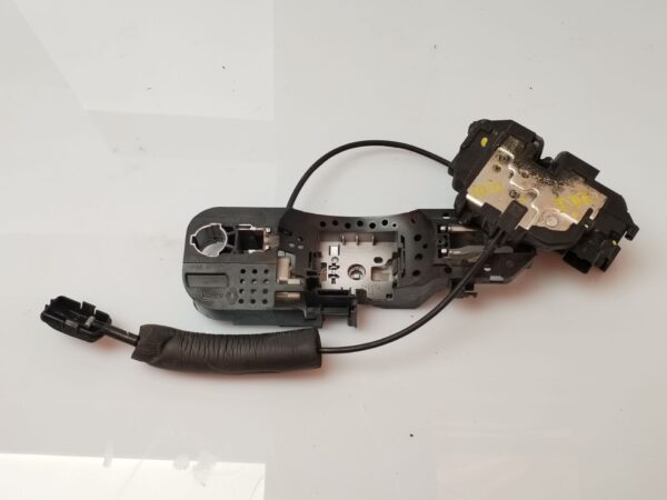 CERRADURA PUERTA DELANTERA DERECHA 133034