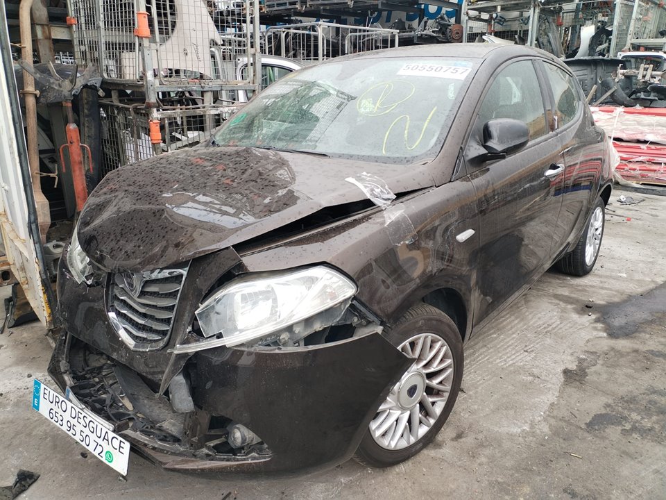 LANCIA YPSILON (402) del 2013