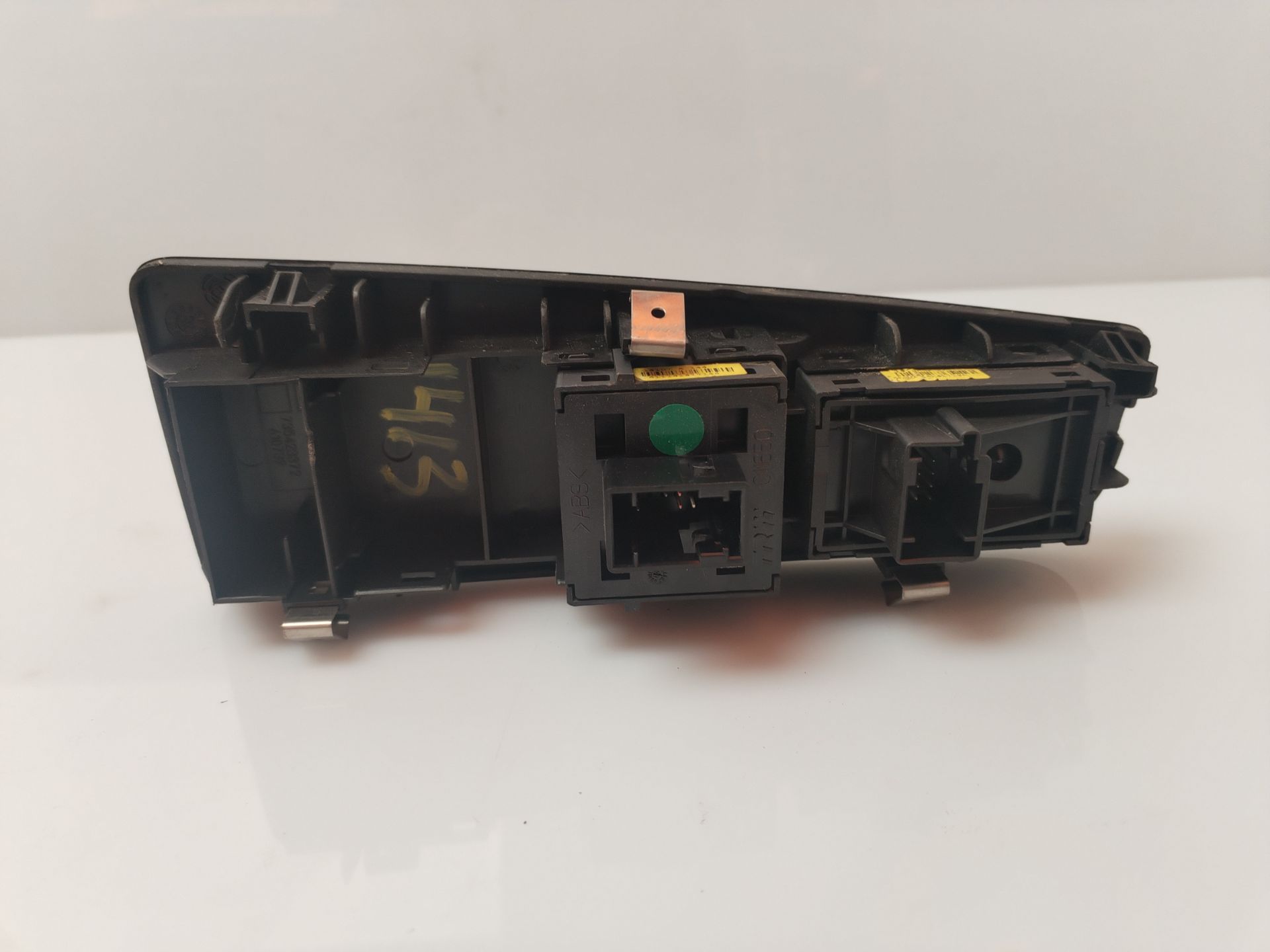 MANDO ELEVALUNAS DELANTERO IZQUIERDO 133132