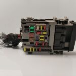 CAJA RELES / FUSIBLES 133019