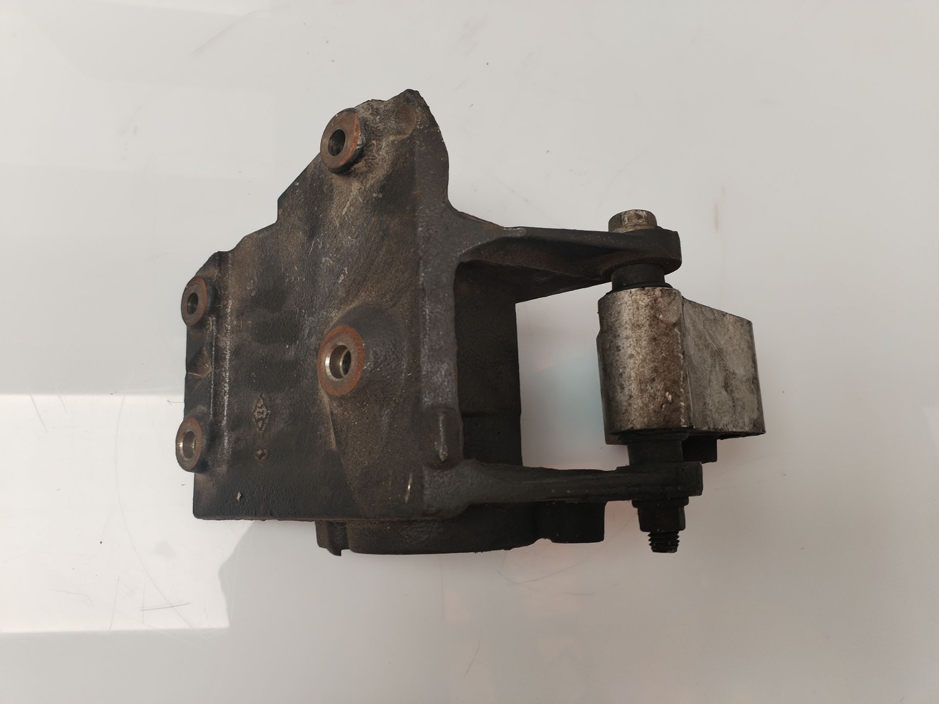 SOPORTE MOTOR 134341