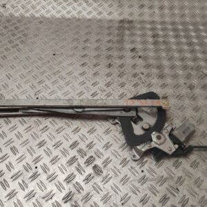 ELEVALUNAS DELANTERO DERECHO 132927