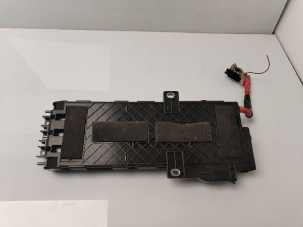 CAJA RELES / FUSIBLES 133867