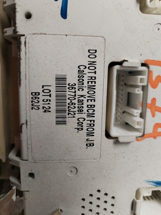 CAJA RELES / FUSIBLES 134088