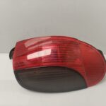 PILOTO TRASERO DERECHO 134104