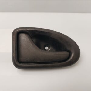 MANETA INTERIOR DELANTERA IZQUIERDA 133194