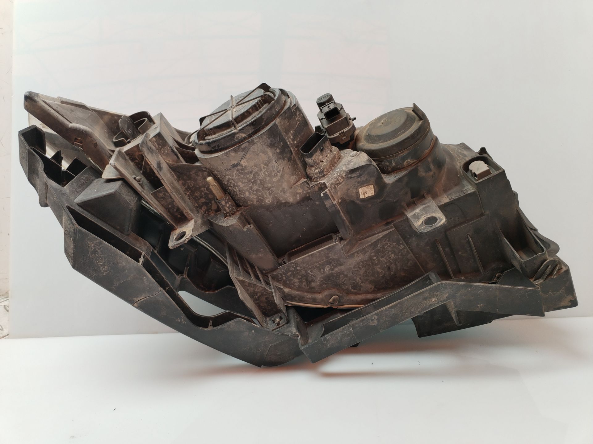 FARO IZQUIERDO 133044