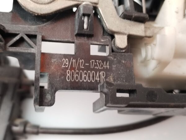 CERRADURA PUERTA DELANTERA DERECHA 133034