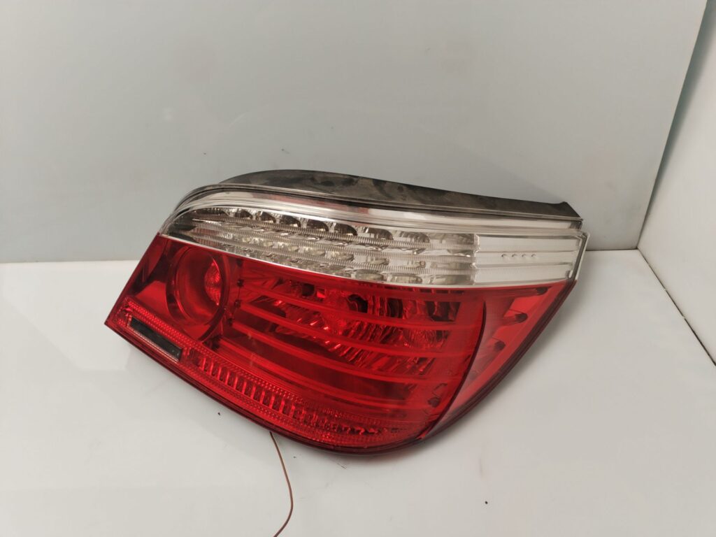 PILOTO TRASERO DERECHO 134292