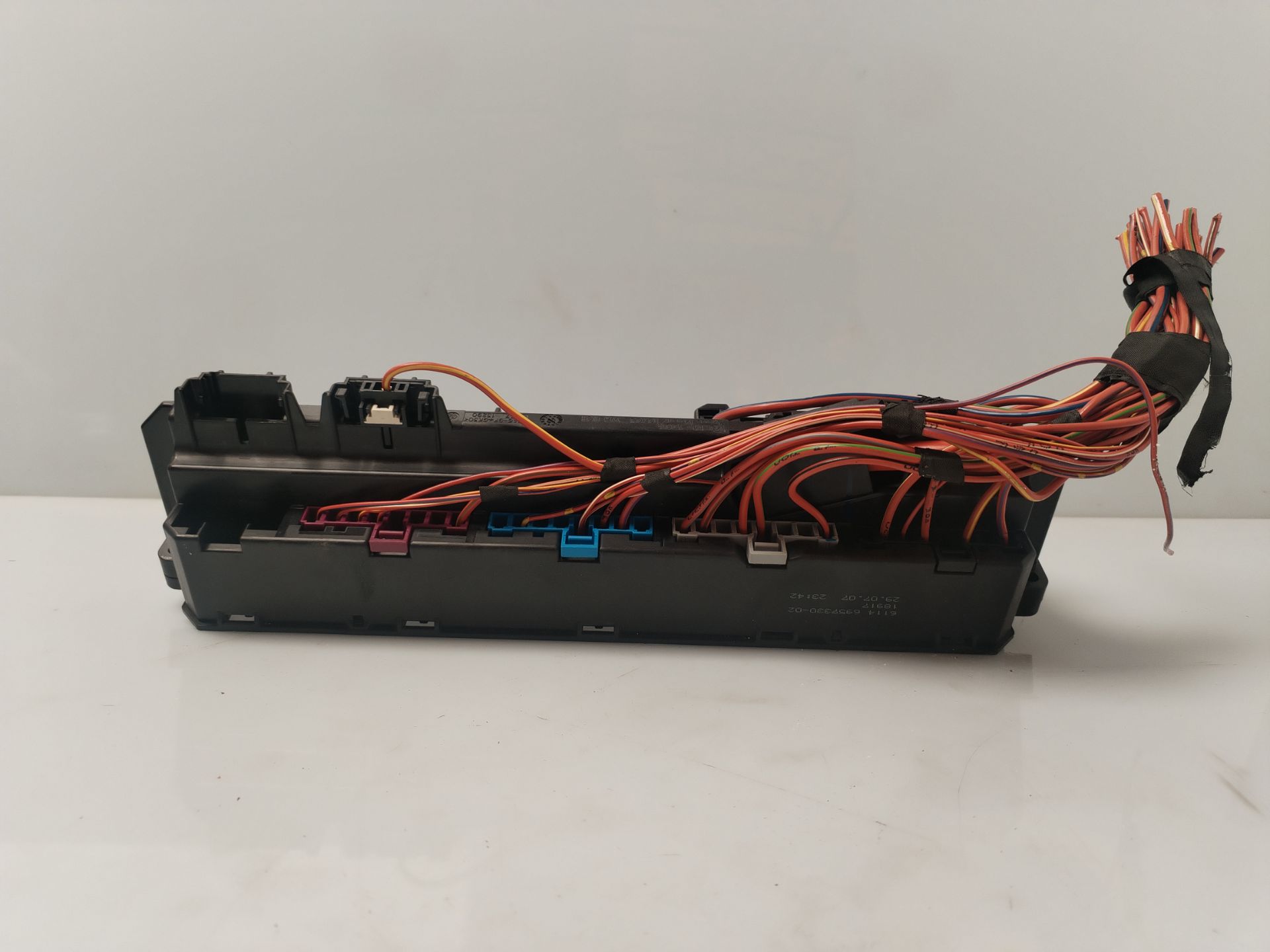 CAJA RELES / FUSIBLES 134214