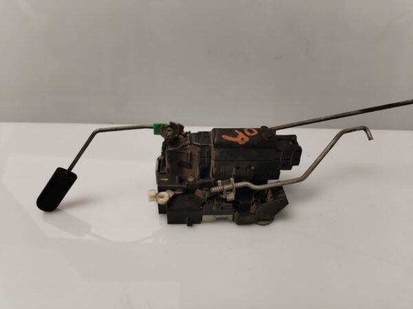 CERRADURA PUERTA DELANTERA DERECHA 133203