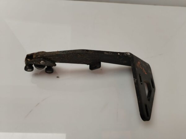 SOPORTE / GUIA PUERTA CORREDERA 133722
