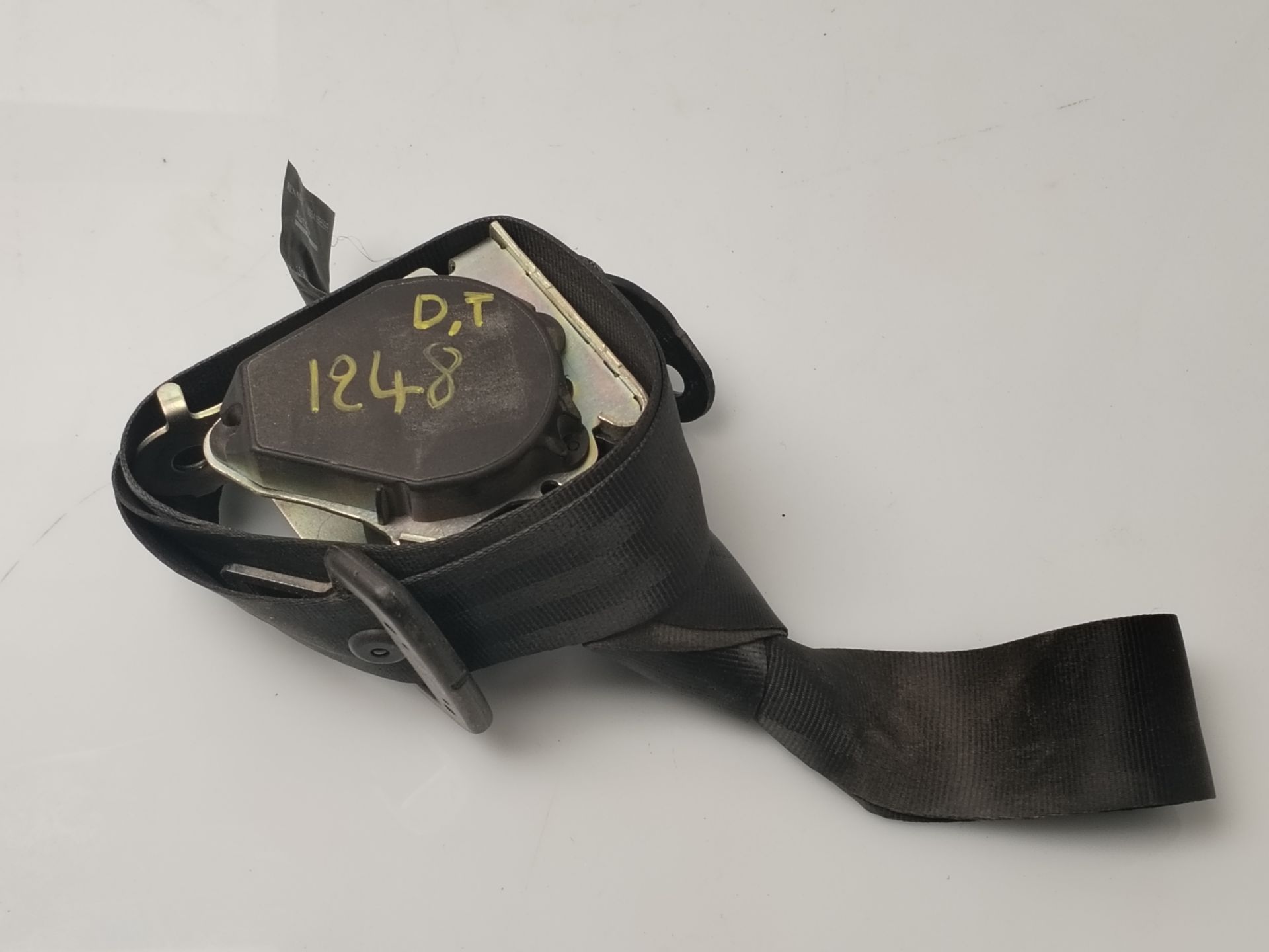 CINTURON SEGURIDAD TRASERO DERECHO 134001