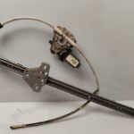 ELEVALUNAS DELANTERO DERECHO 133220