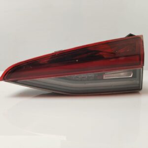 PILOTO TRASERO DERECHO INTERIOR 133103