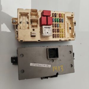 CAJA RELES / FUSIBLES 133154