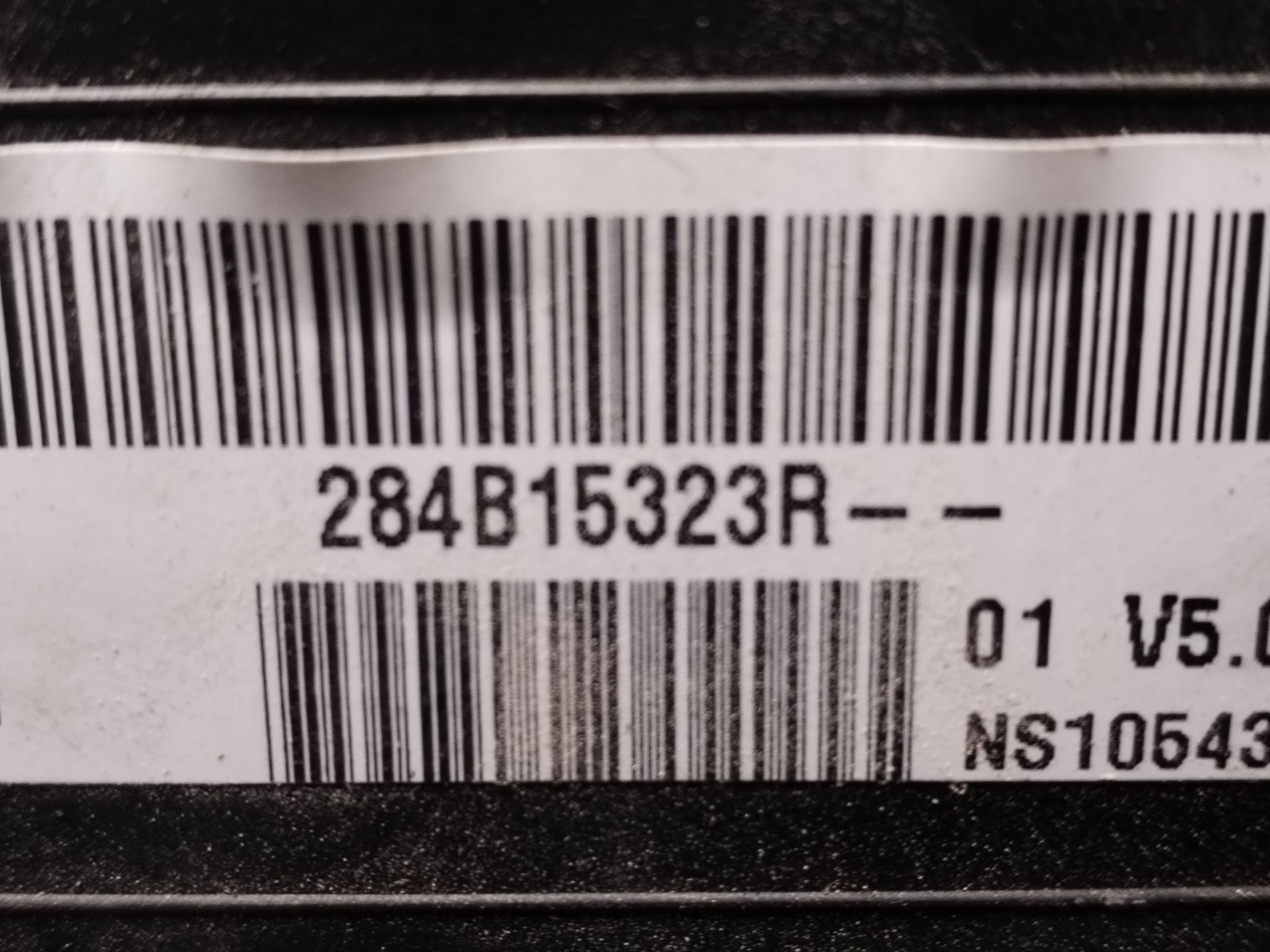 CAJA RELES / FUSIBLES 133255