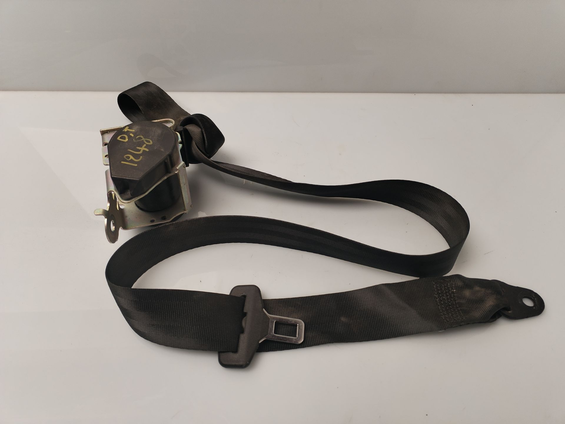 CINTURON SEGURIDAD TRASERO DERECHO 134001