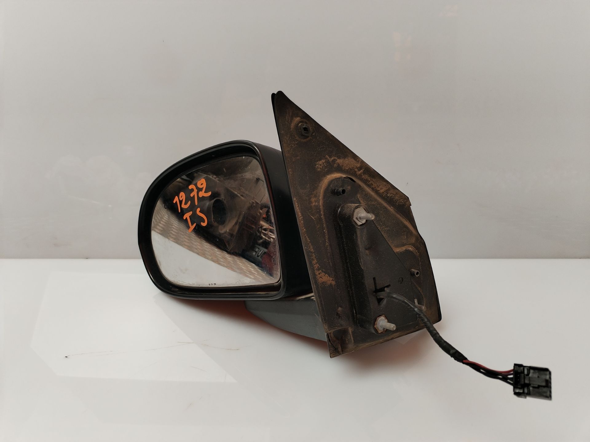 RETROVISOR IZQUIERDO 133242