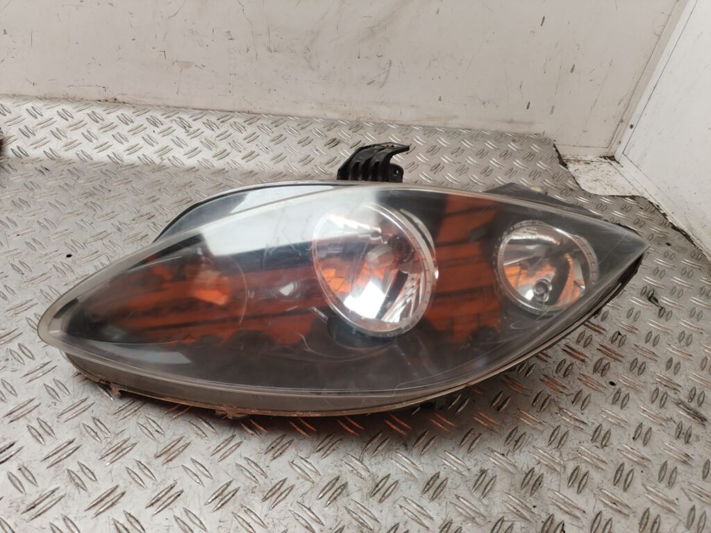 FARO IZQUIERDO 132780
