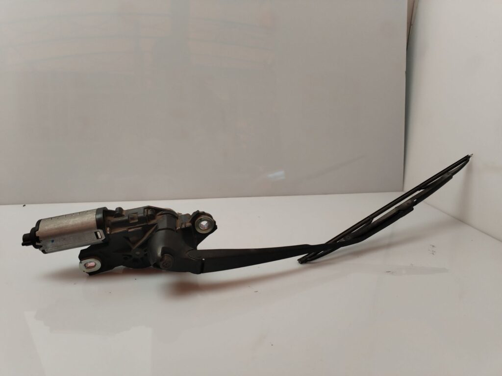 MOTOR LIMPIA TRASERO 133648