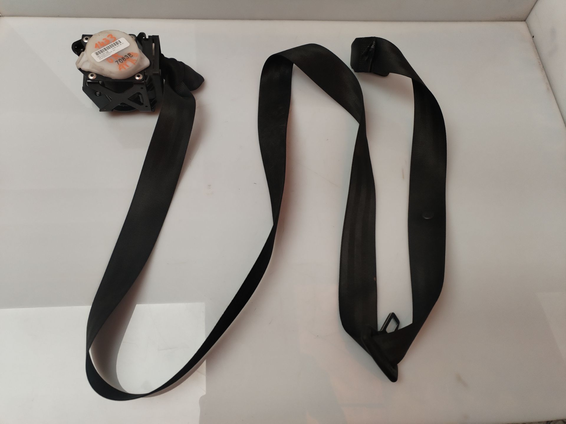 CINTURON SEGURIDAD TRASERO DERECHO 134395