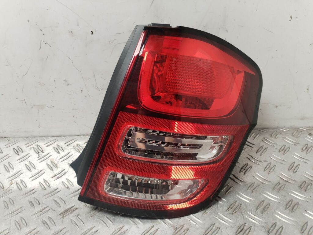 PILOTO TRASERO DERECHO 132767