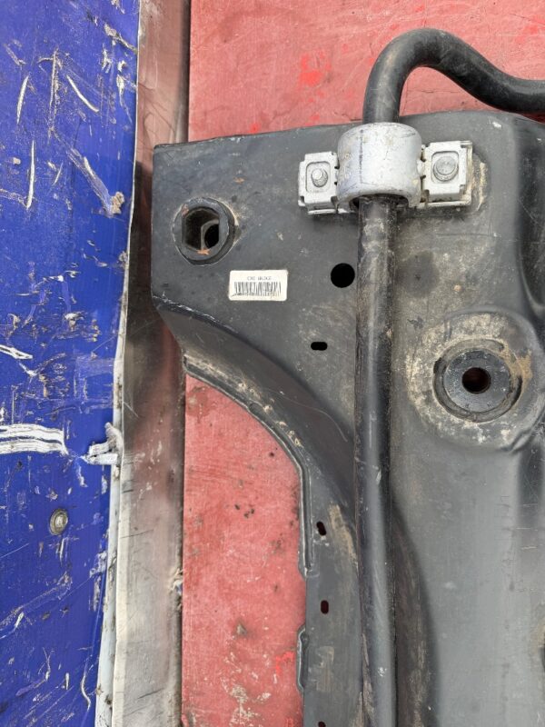 EJE DELANTERO / CUNA MOTOR 133190