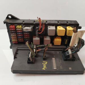 CAJA RELES / FUSIBLES 133812