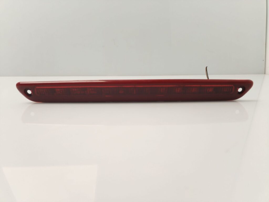 LUZ CENTRAL DE FRENO 133310