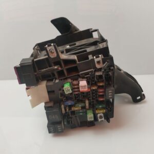 CAJA RELES / FUSIBLES 133124