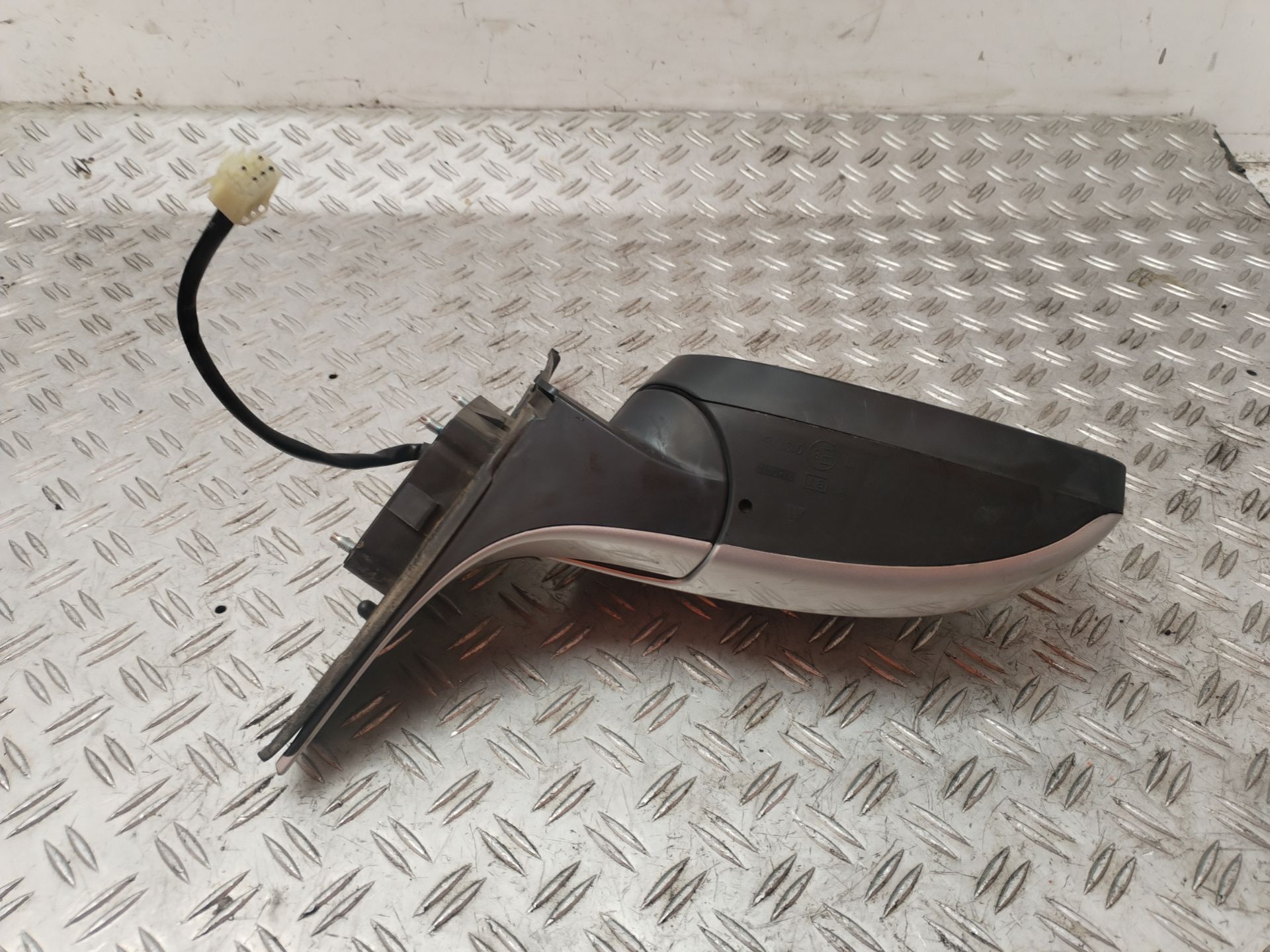 RETROVISOR DERECHO 132797