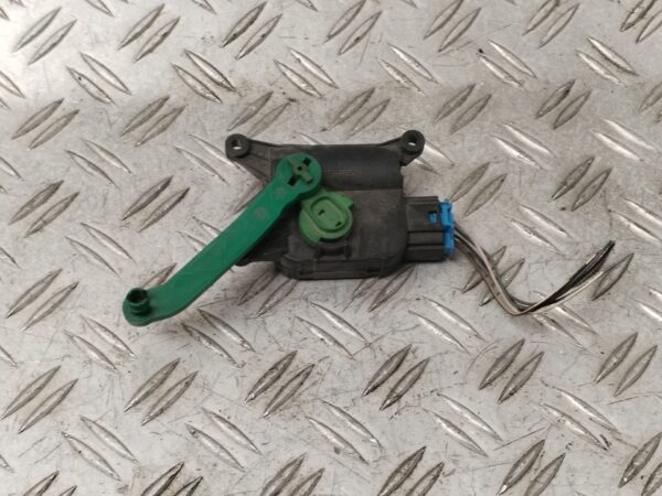 MOTOR APERTURA TRAMPILLA 132790