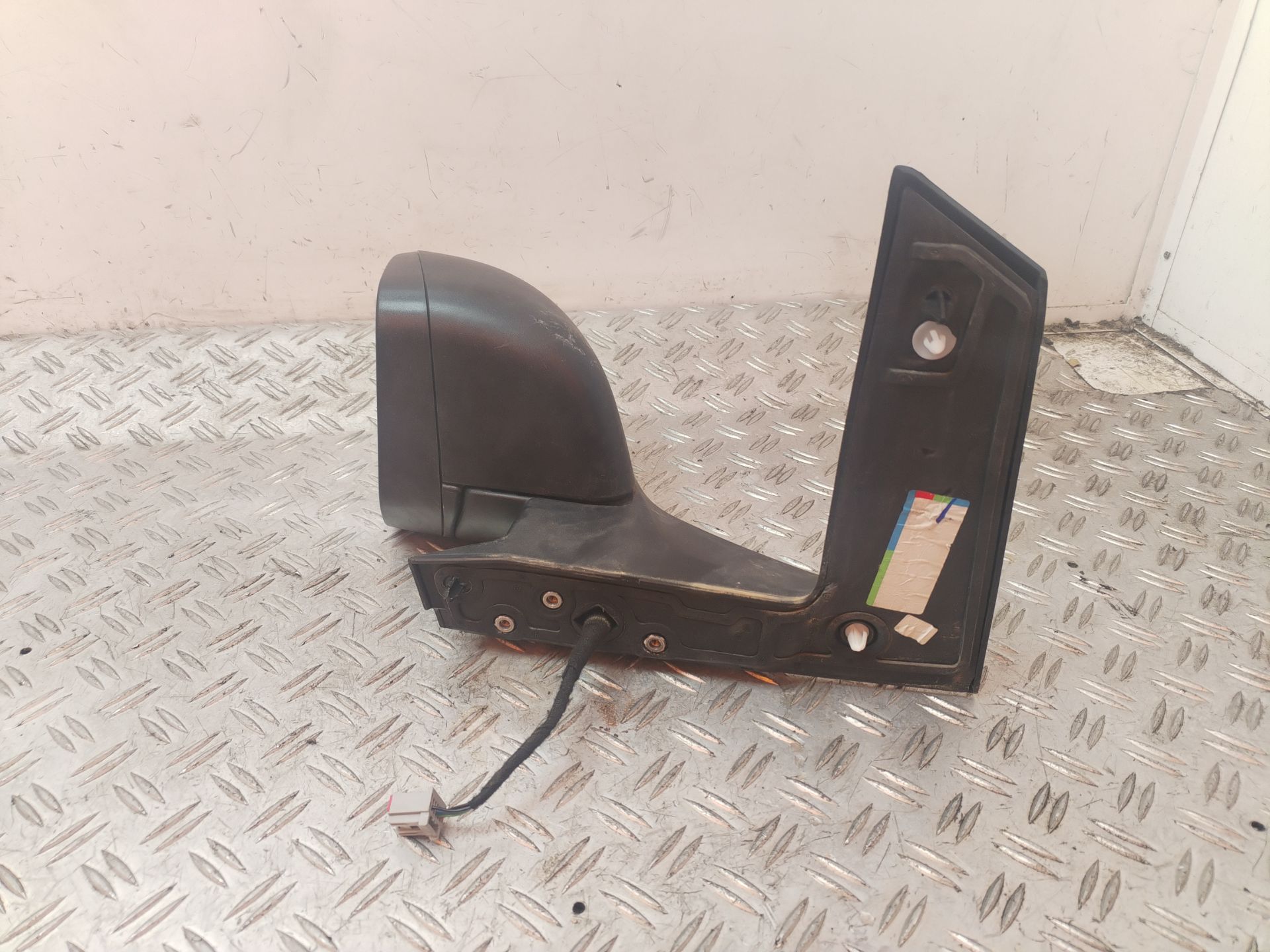 RETROVISOR IZQUIERDO 130711