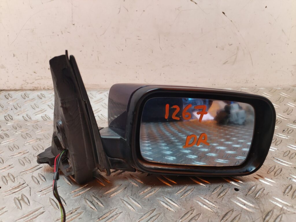 RETROVISOR DERECHO 130107