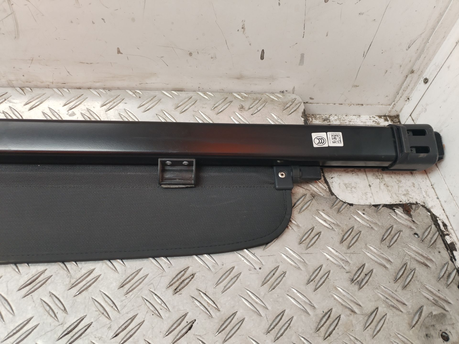 BANDEJA TRASERA 133052