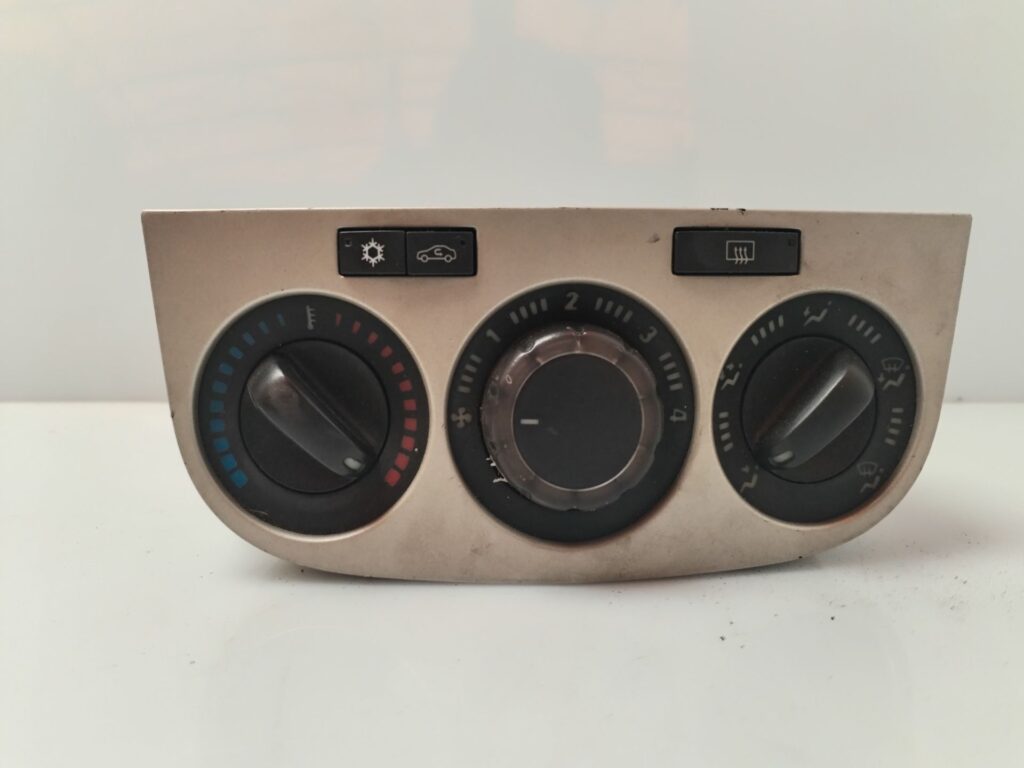 MANDO CALEFACCION / AIRE ACONDICIONADO 133520