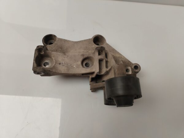 SOPORTE ALTERNADOR 133975