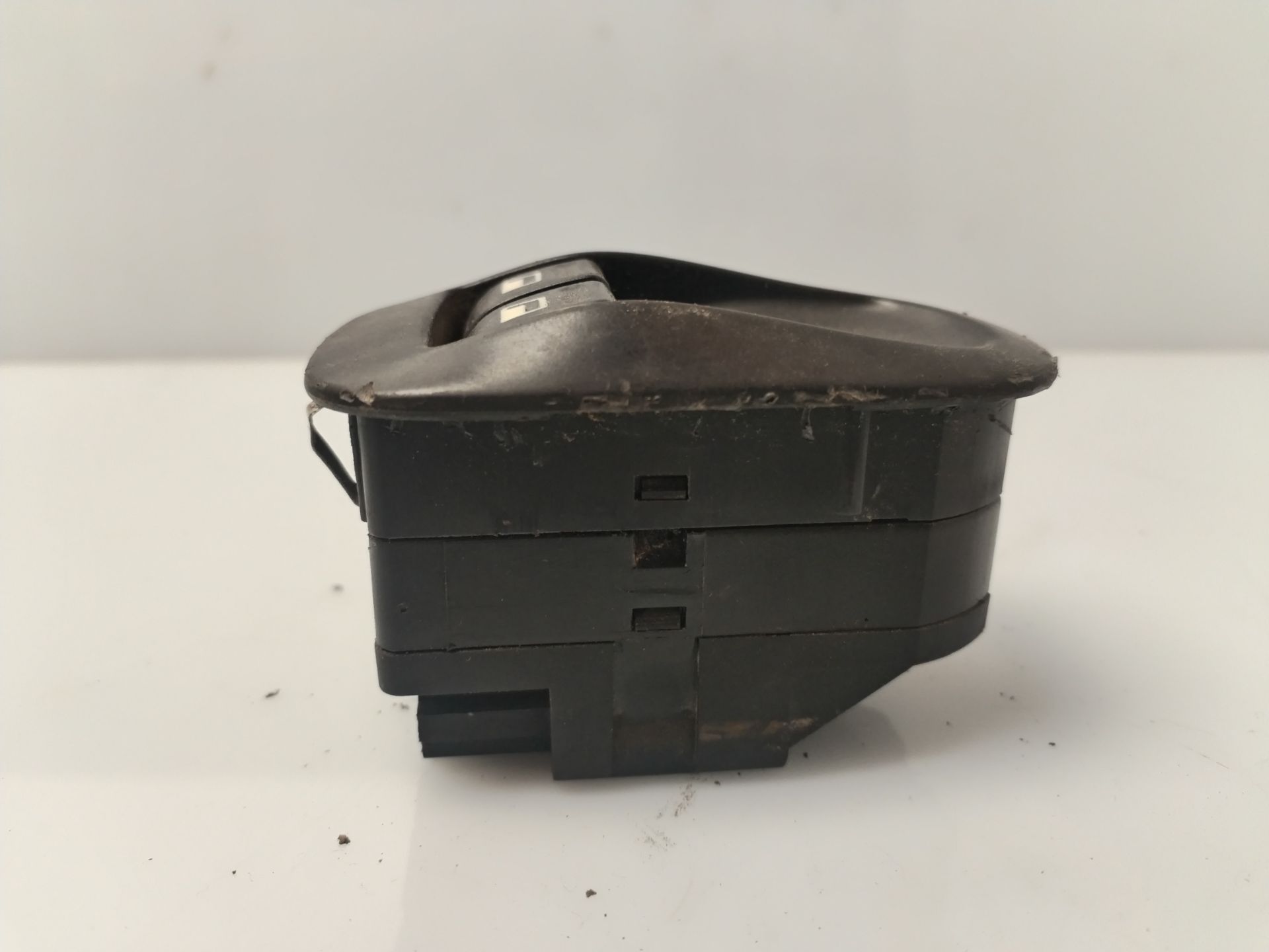 MANDO ELEVALUNAS DELANTERO IZQUIERDO 134099